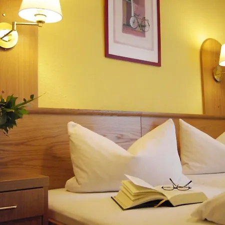 호텔 Vital & Gesundheitshotel Schuerger 3*